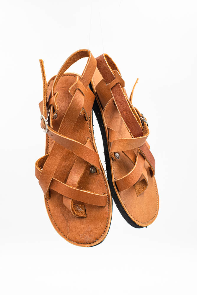Ugalonci Black Sandals With Straps – Tsonga AU